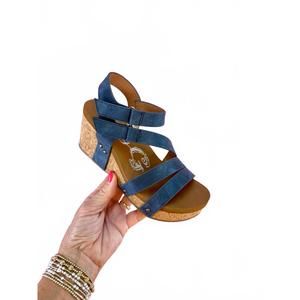 NEW VERY G women's hariett sandals in blue